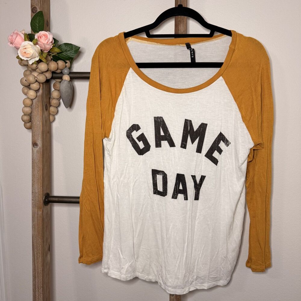 Triumph Game Day Mustard‎ Yellow White Long Sleeve Size Large